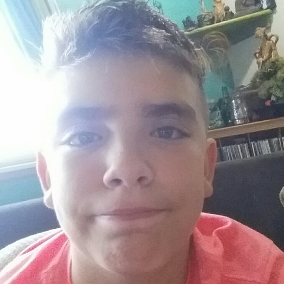 Meet your Posher, Lucas - Picture 2 of 2